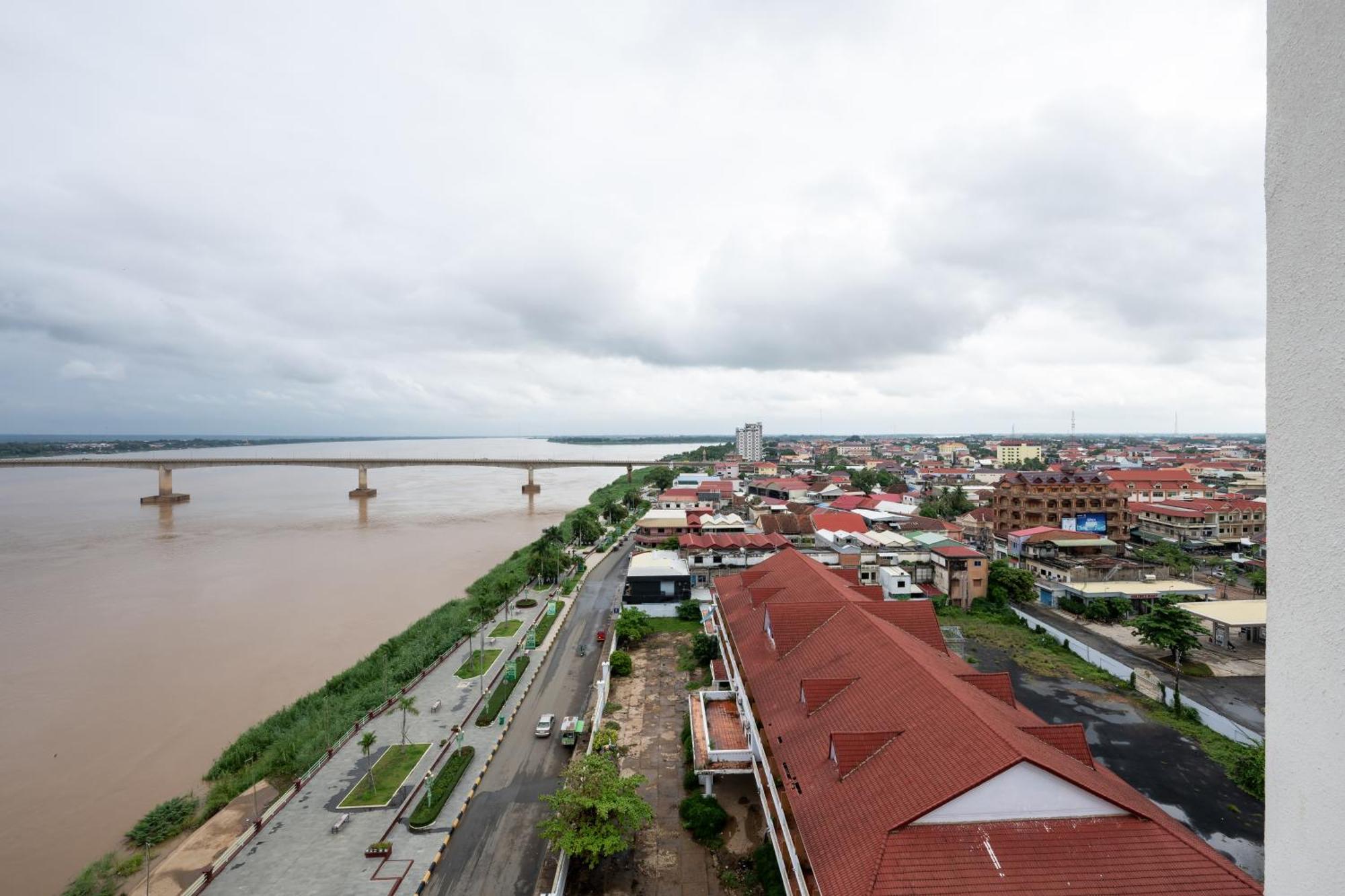 Lbn Asian Hotel Kampong Cham Exterior foto