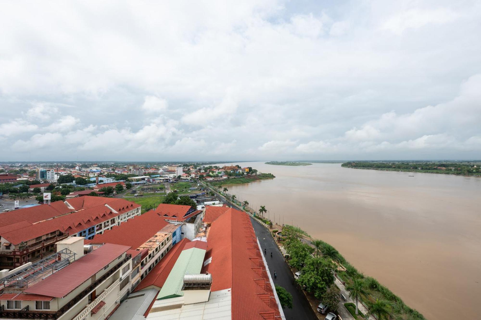 Lbn Asian Hotel Kampong Cham Exterior foto
